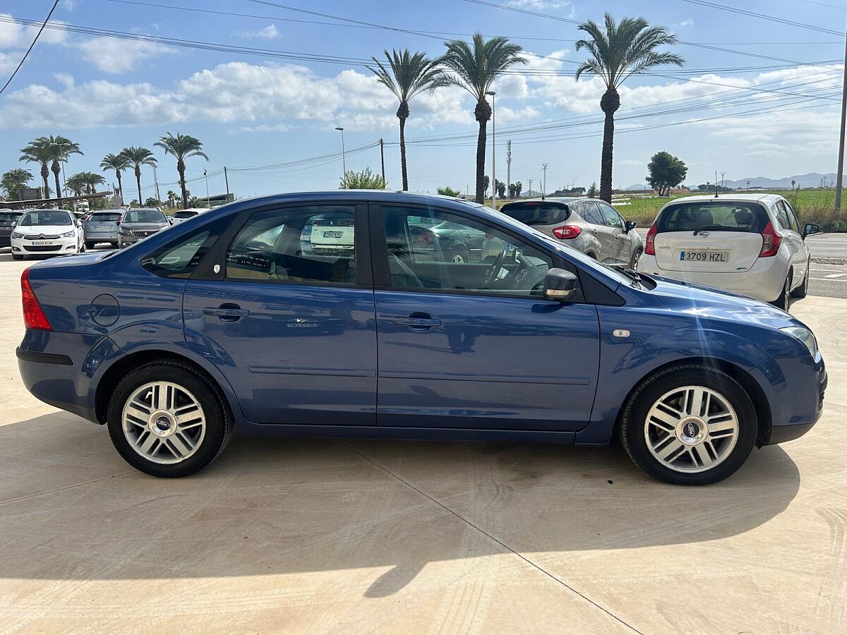 FORD FOCUS GHIA 1.8 TDCI MANUAL SPANISH LHD IN SPAIN 98000 MILES SUPERB 2005